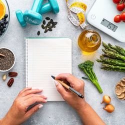 Yaz Diyetlerinde Zeytinyağıyla Neden Daha Tok Kalıyoruz?